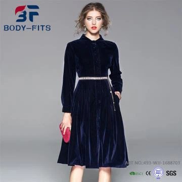 Pakaian bulu burung gagak kelabu tentera laut